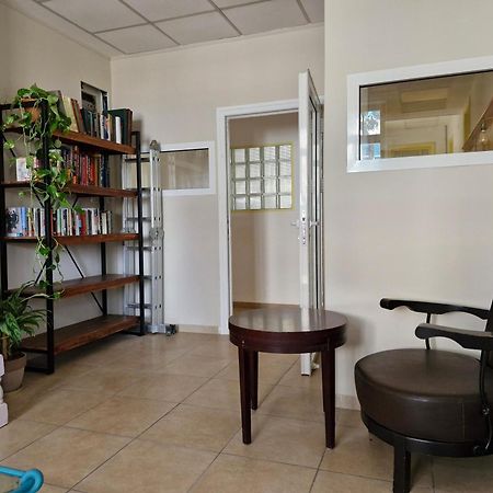 Hostel Roks Haïfa Extérieur photo